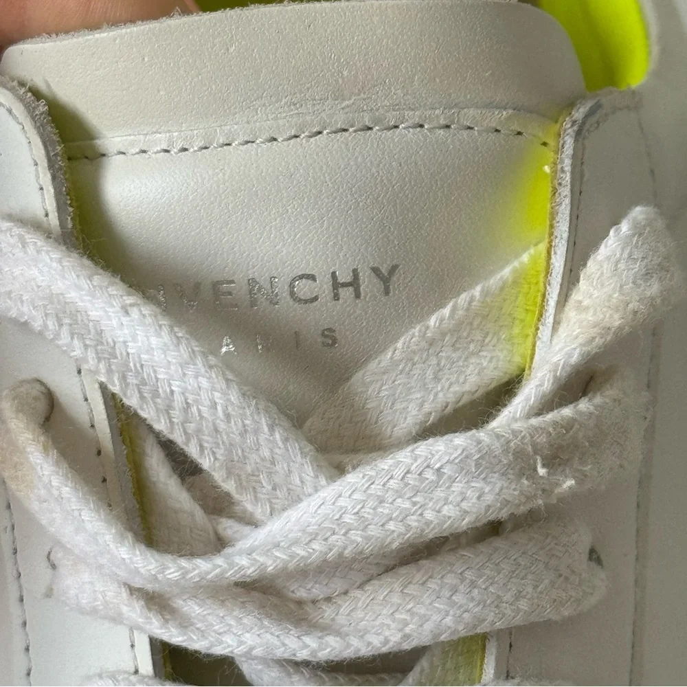 Givenchy White and Neon Green Sneakers, Size 39,5, Authentic - Picture 3 of 10